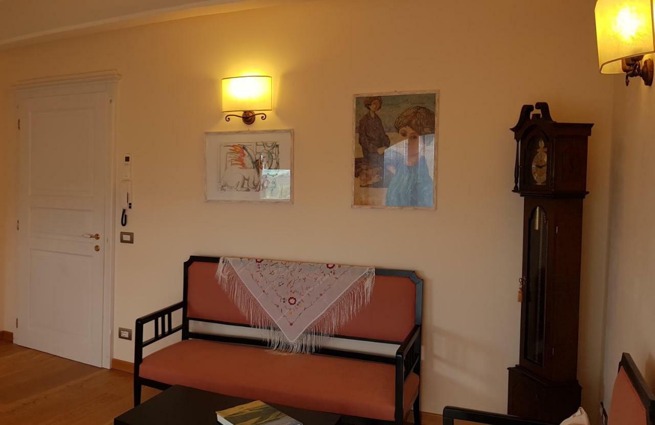 Bella Vista Flat Apartman Petroio Kültér fotó
